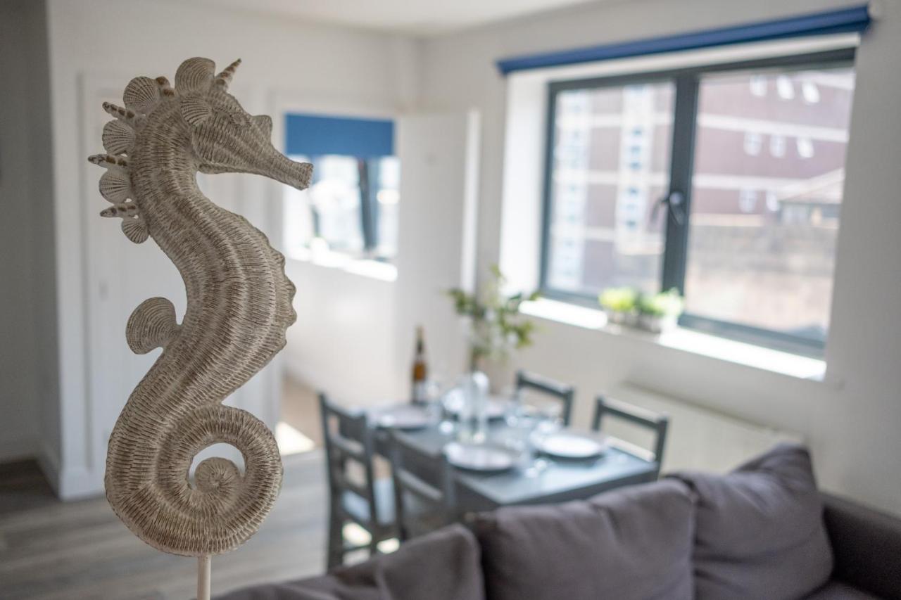 Modern One Bedroom Apartment In Town Centre & 4 Min To The Beach Bournemouth Exteriör bild