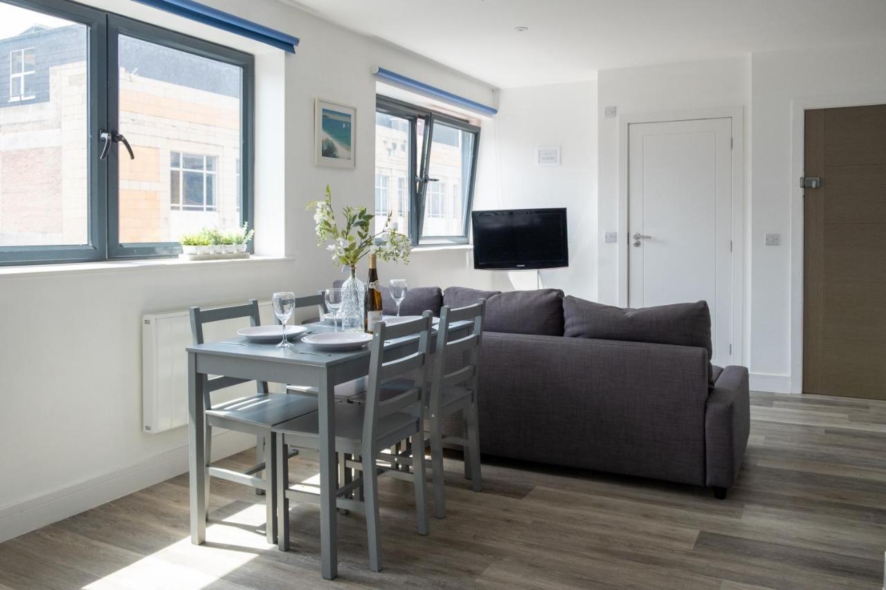 Modern One Bedroom Apartment In Town Centre & 4 Min To The Beach Bournemouth Exteriör bild