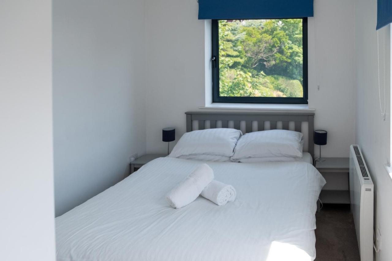 Modern One Bedroom Apartment In Town Centre & 4 Min To The Beach Bournemouth Exteriör bild